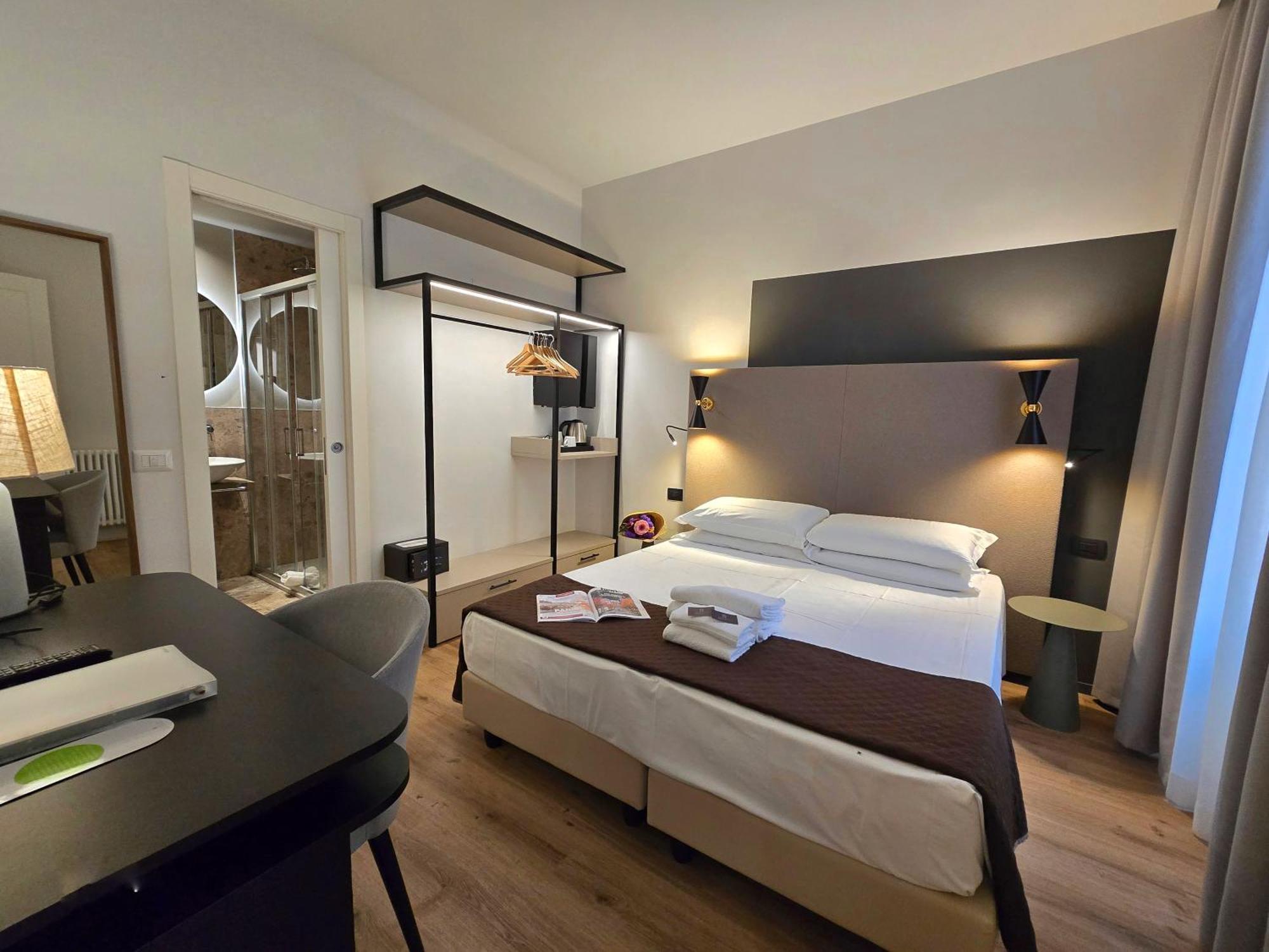 Hotel Porta Pia Roma Esterno foto