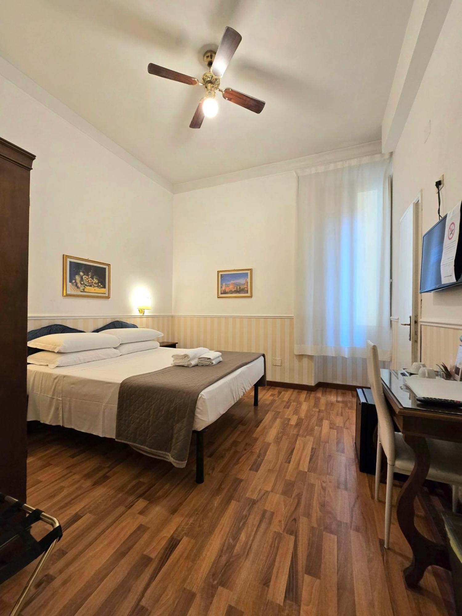 Hotel Porta Pia Roma Esterno foto
